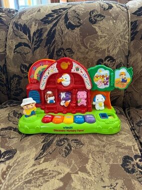 VTech Discovery Nursery Farm Interactive Toy - Green/Red